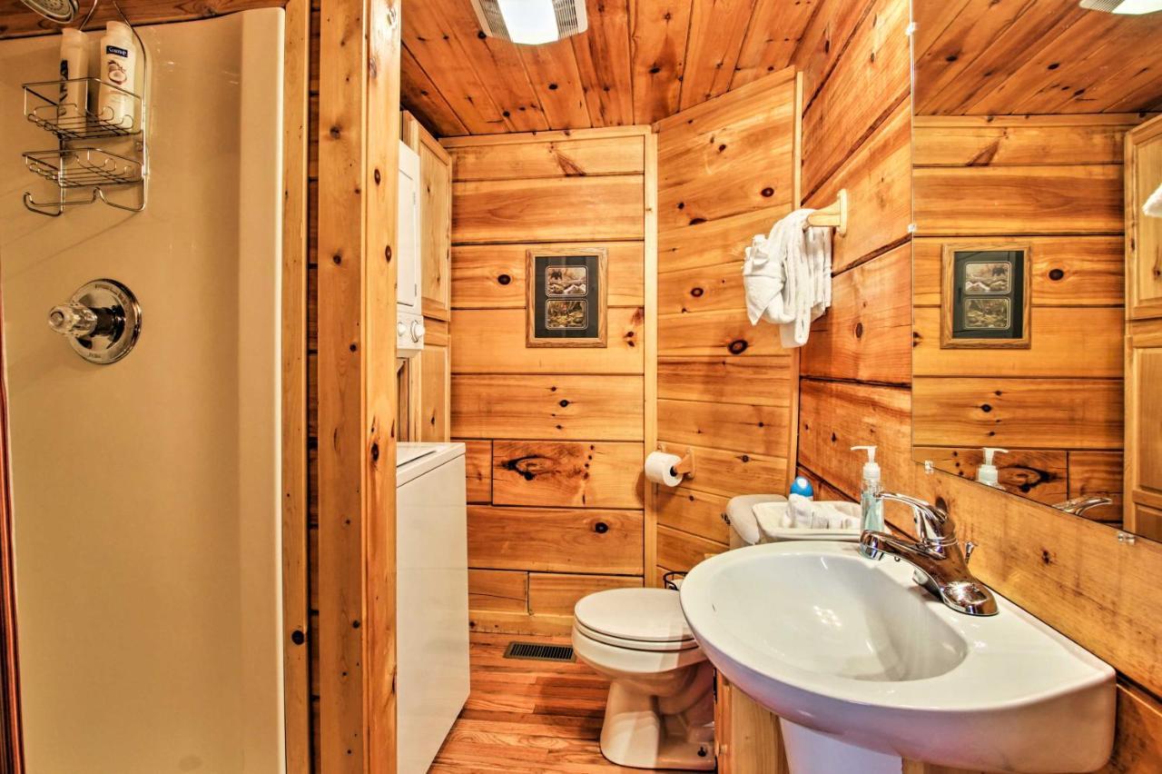 Gatlinburg Mountainside Escape With Deck And Hot Tub! Villa Kültér fotó